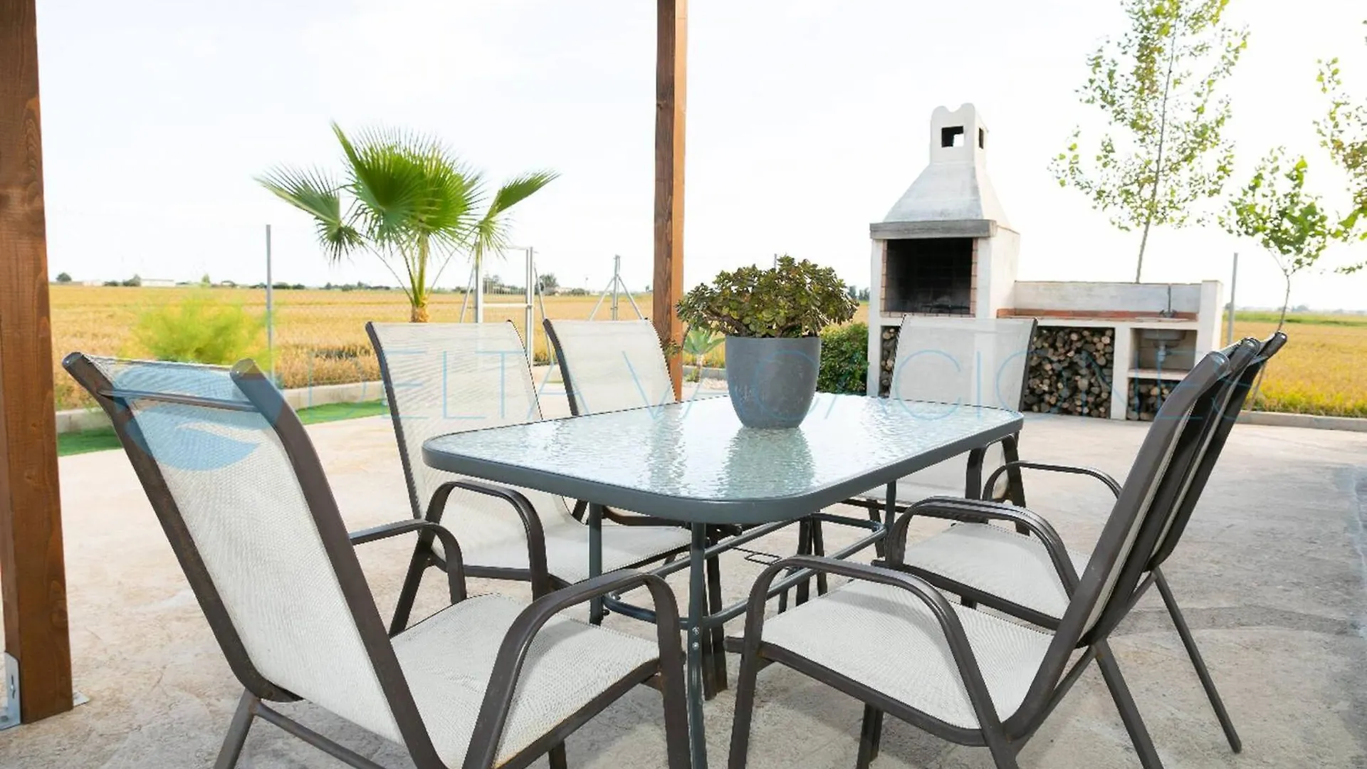 Illa - Casa rural aislada con piscina y cerca playa de la Marquesa Deltebre Сasa de vacaciones